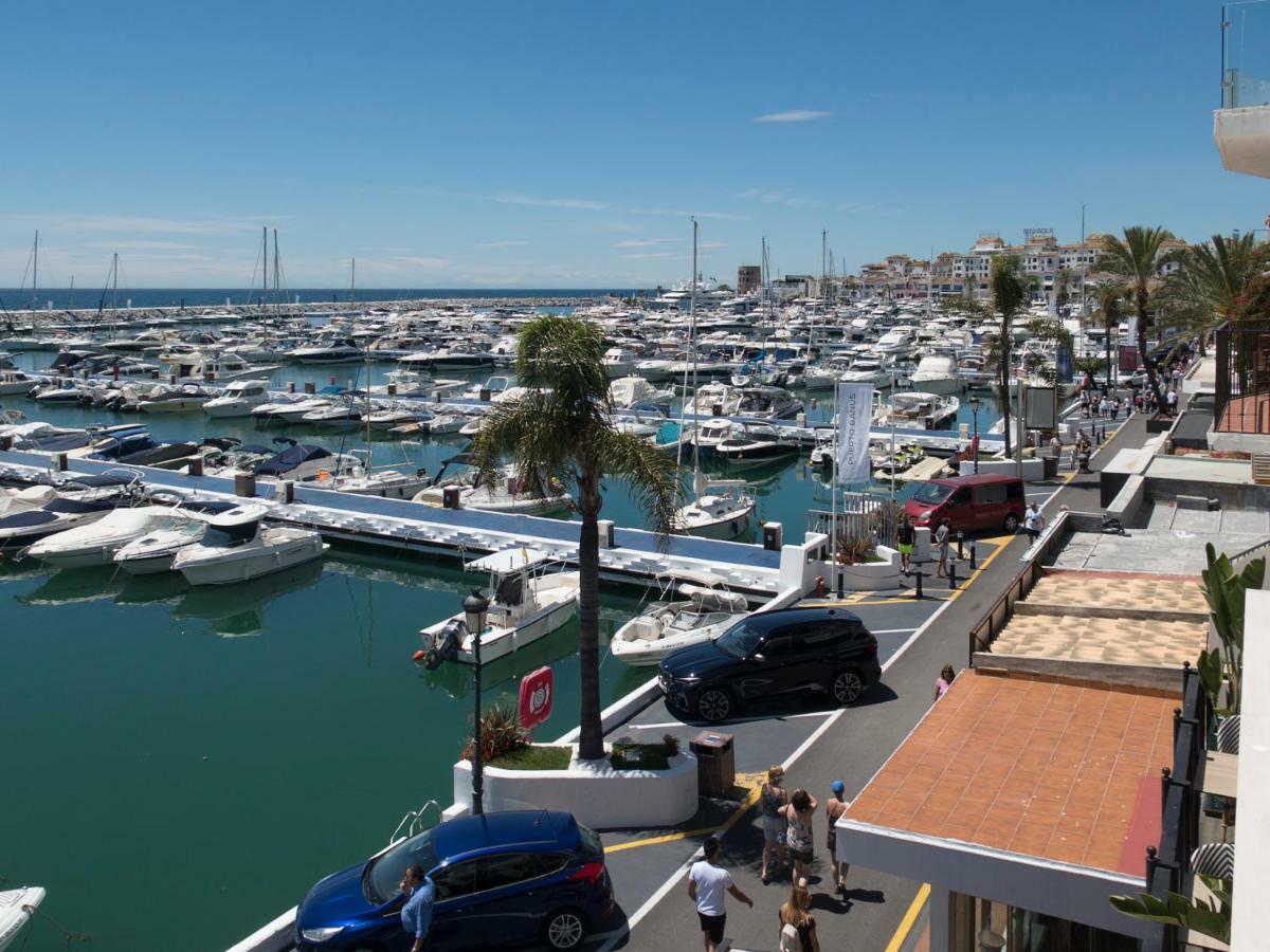 First Line Duplex Puerto Banus Sleeps 8 People Apartment Marbella