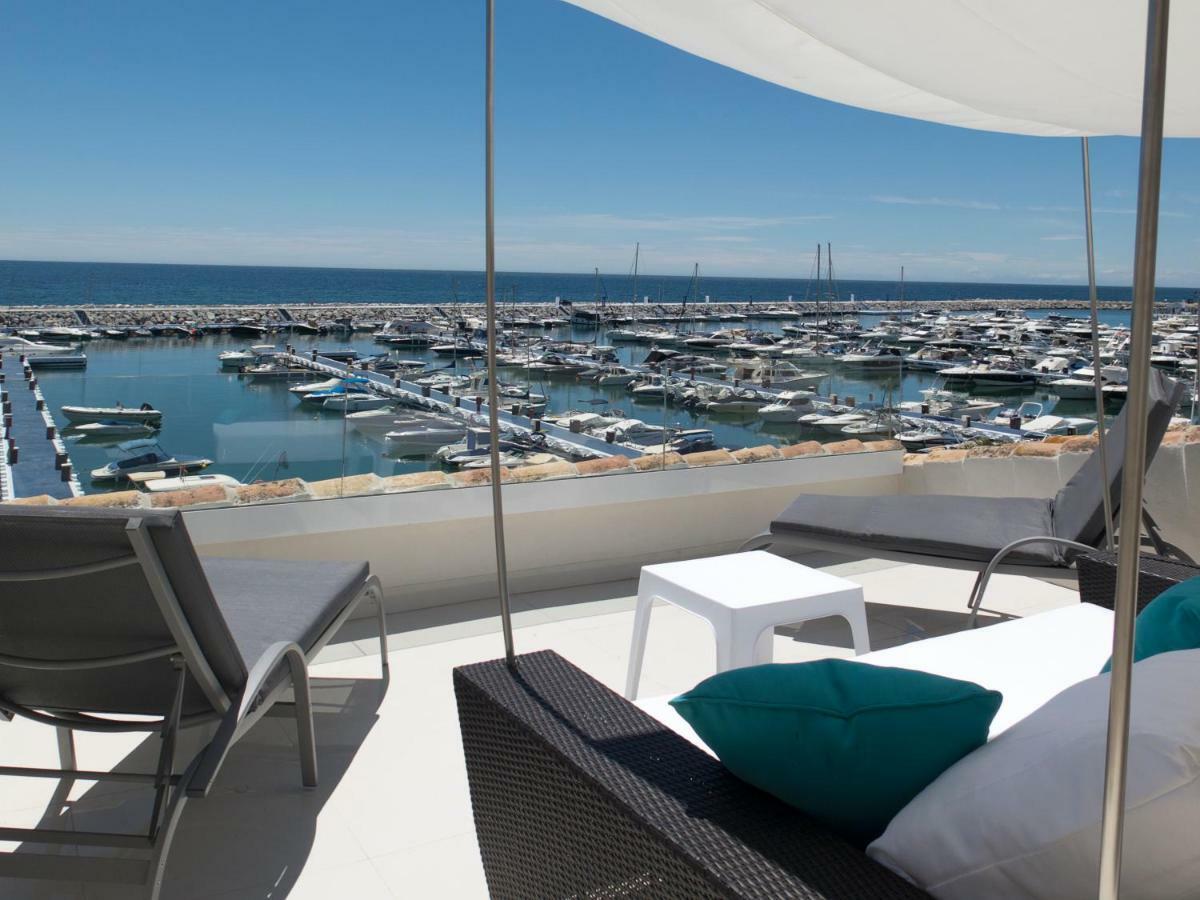 Apartment First Line Duplex Puerto Banus Sleeps 8 People