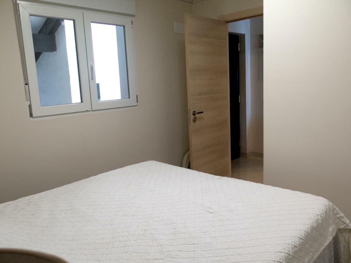 First Line Duplex Puerto Banus Sleeps 8 People *