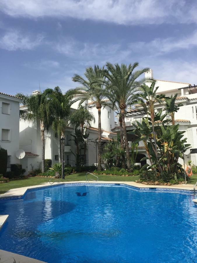 Beautiful 2 Bedroom @ Puerto Banus! Marbella