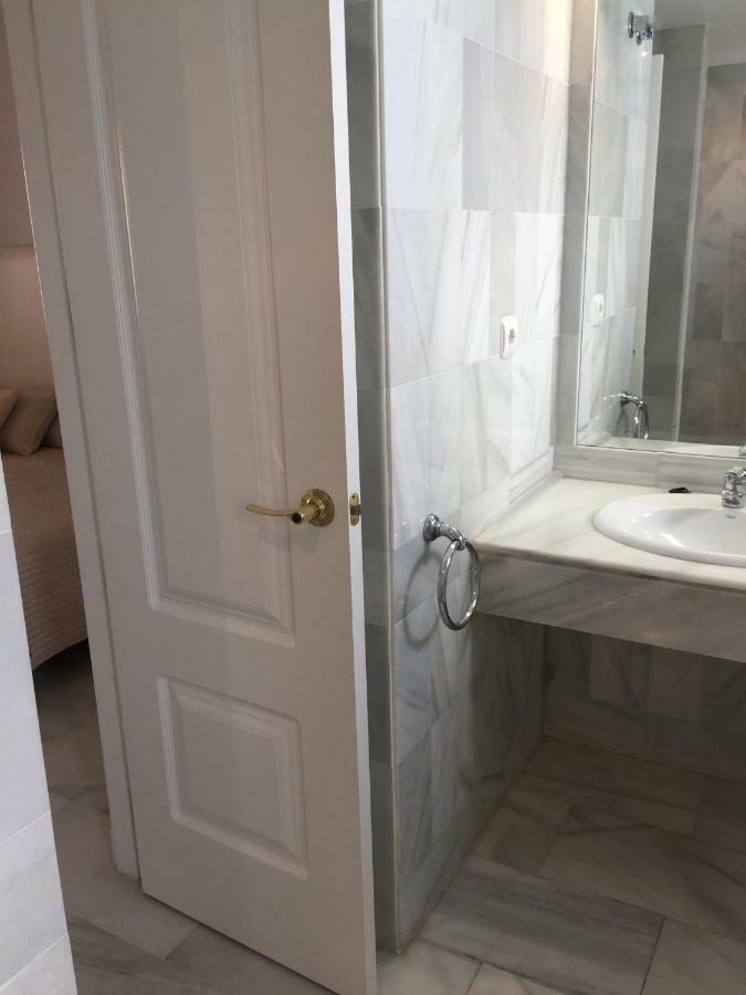 Beautiful 2 Bedroom @ Puerto Banus! Apartamento *