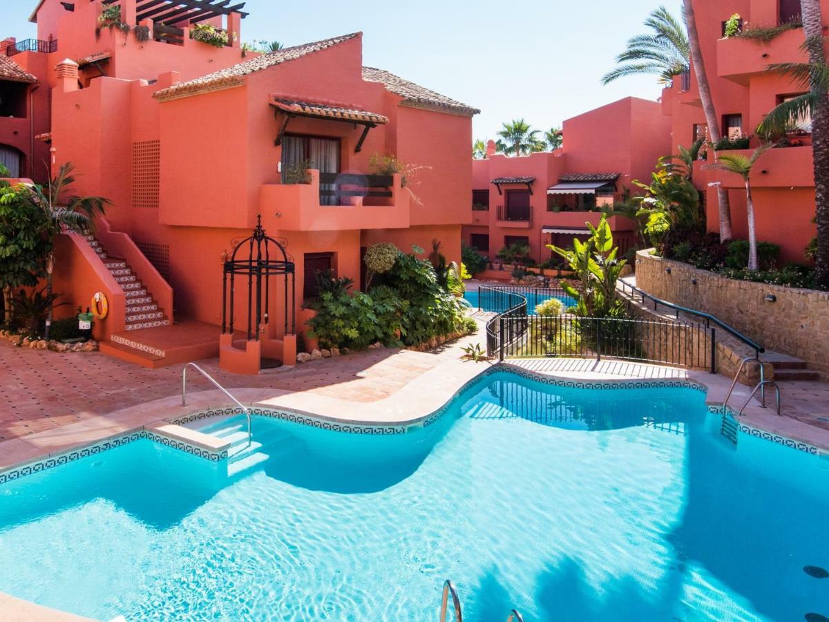 Apartment Rentandhomes Luxury