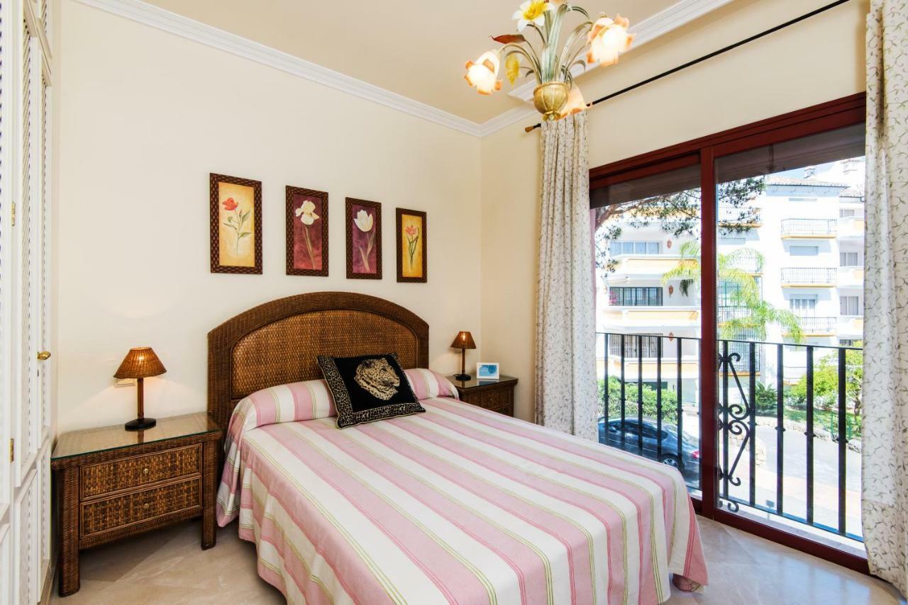 Rentandhomes Luxury * Marbella