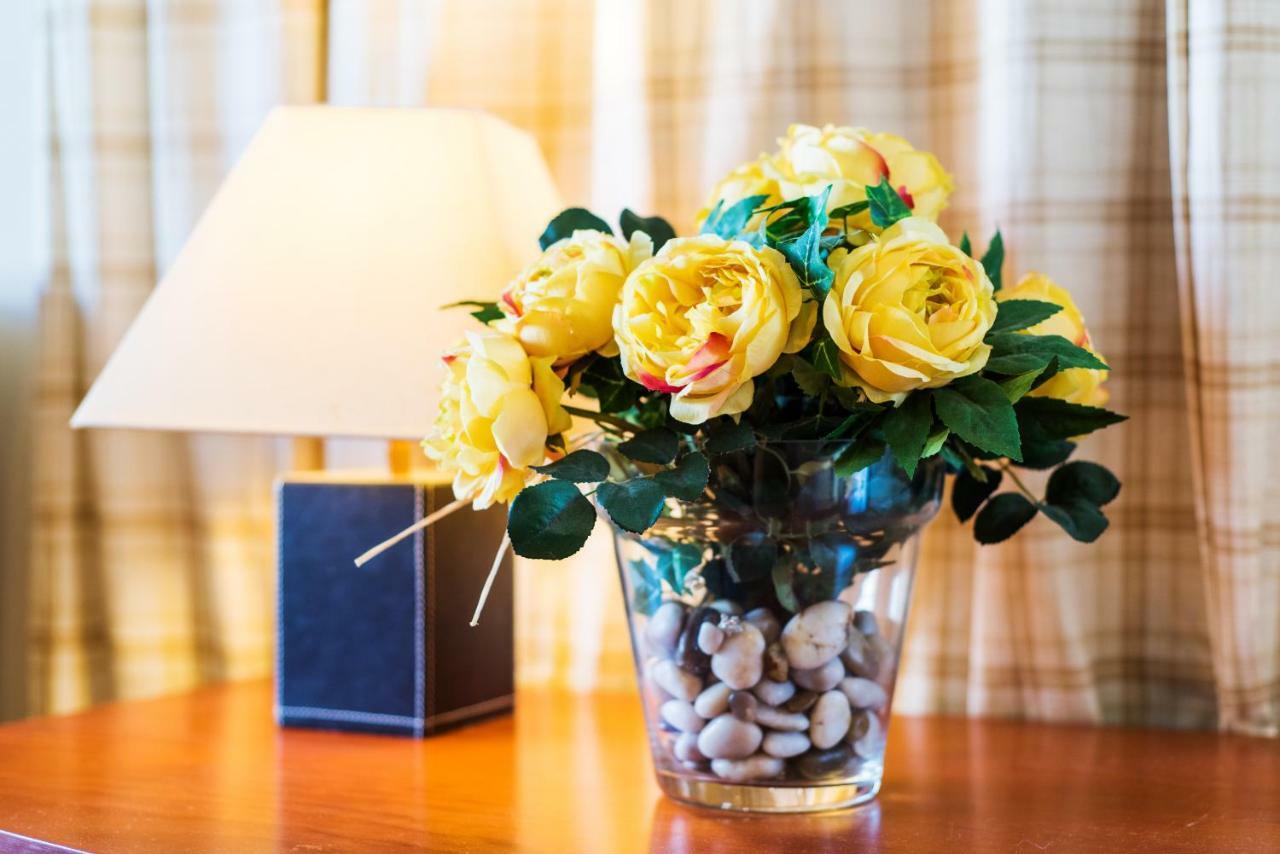 Rentandhomes Luxury Apartment Marbella