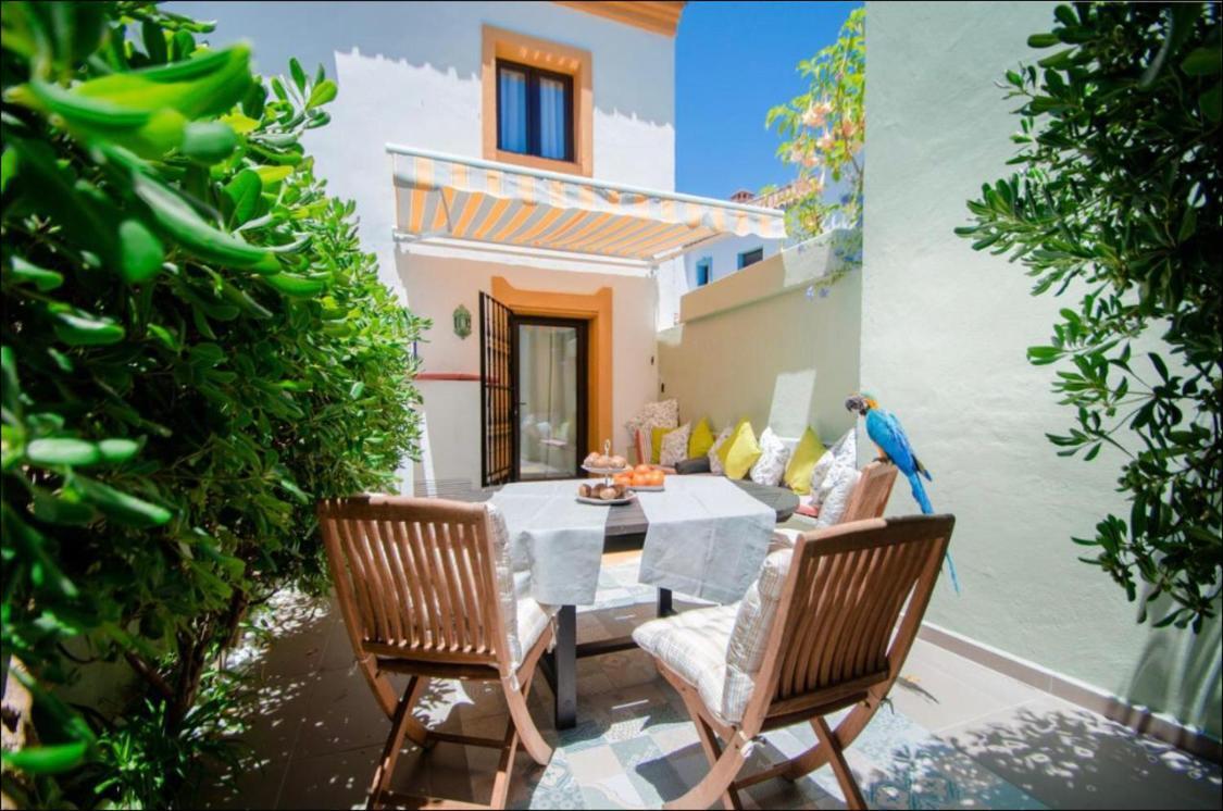El Torico Villa *