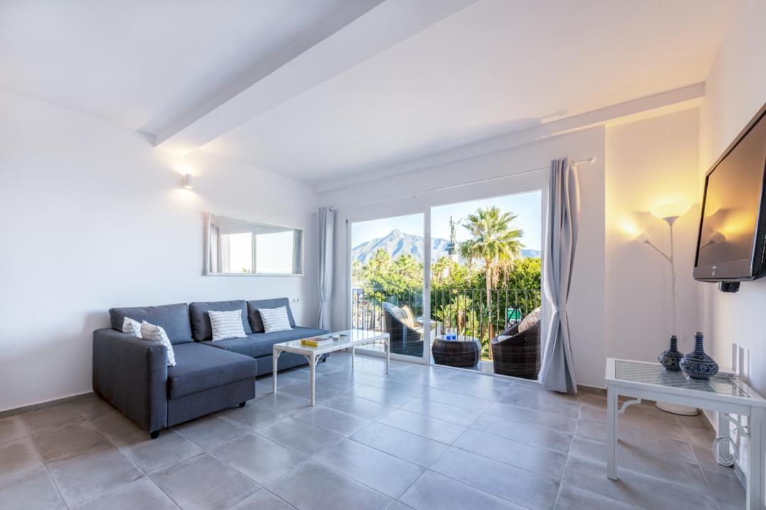 Puerto Banus Frontline With Amazing Sea Views