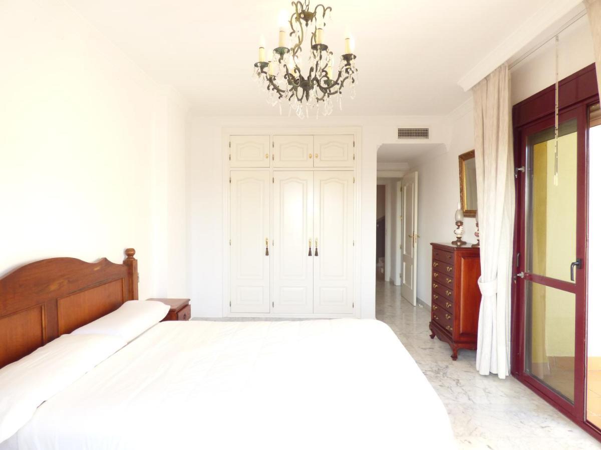 Corona De Nagüeles Townhouse - Eaw Homes