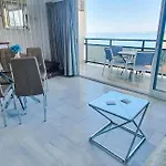 Skol 708 Fantastic 2 Bedroom Apartment For Holiday Rentals