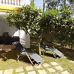 Family Friendly Ground Floor 2 Bedroom Dama De Noche Rdr200