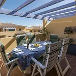 La-Beautiful 3 Bedroom Penthouse Close To Sea