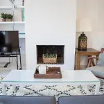 Expo Apartment Golden Mile