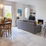 Expo Apartment Golden Mile