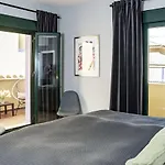 La-Beautiful 3 Bedroom Penthouse Close To Sea