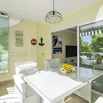 Con- Well Connected Apartment Close To Puerto Banus