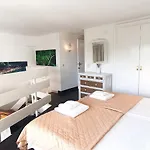 Skol 316. Attractive 1 Bedroom Duplex Apartment With Sea View In Skol Marbella.