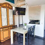 Skol 316. Attractive 1 Bedroom Duplex Apartment With Sea View In Skol Marbella.