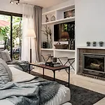 Seaside 3 Bedroom Townhouse In San Pedro Close To The Beach With Private Garden