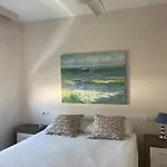 Piso Primera Linea, Banana Beach, Marbella.