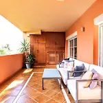 Sunny Apartment In Elviria