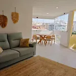 Piso Reformado Frente Al Mar.
