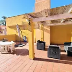 Golf & Resort Apartment In La Reserva De Marbella