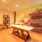 Luxurius Penthouse With Large Terrace And Spa
