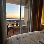 Sea And Views Close To Marbella