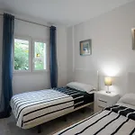 Beach Front Apartment In Puerto Banus