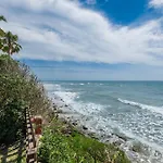 Las Dunas De Marbella - Beachfront 3 Bed Townhouses