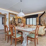 Deluxe Apartment En Puerto Banus By Rent Me