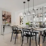 Moderno Y Luminoso Apartamento En Las Gaviotas- Puerto Banus