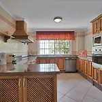 Apartamento En El Centro De San Pedro Con Parking - Del Valle 72 1