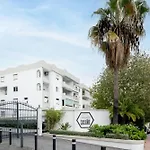 Takvaning Med Promenadavstand Till Puerto Banus Och Havsutsikt
