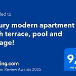 Luxury Modern Apartment With Terrace, Pool And Garage!