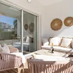 Medina Garden 201