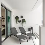 Luxury Apartment With Jacuzzi