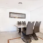 Bonito Apartamento En Nueva Andalucia