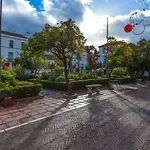 Seaview Flat With Sunny Balcony - Central Marbella