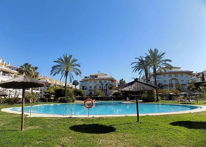 Family Friendly Ground Floor 2 Bedroom Dama De Noche Rdr200
