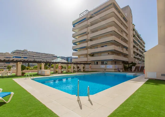 Trendy Apt. Puerto Banus