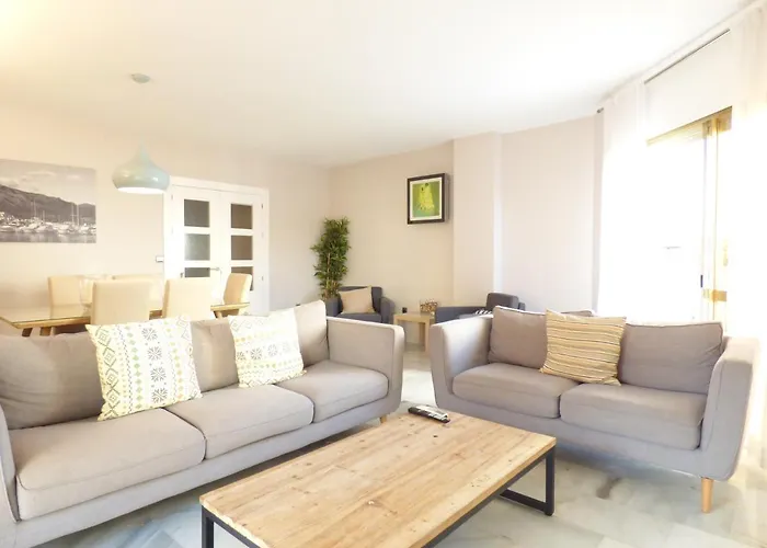 Center Marbella Luxury - Eaw Homes