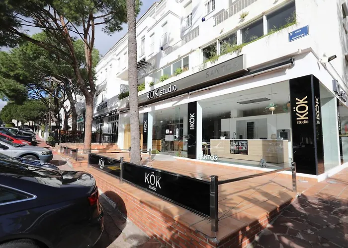 One Bedroom Apartment Walking Distance To Puerto Banus