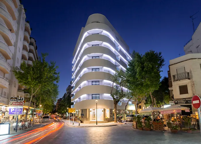 Hotel Lima - Adults Recommended