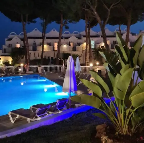 Beautiful House In Elviria, With 2 Bedrooms, 2 Swimming Pools, Sauna, Jacuzzi, Gym, Wifi