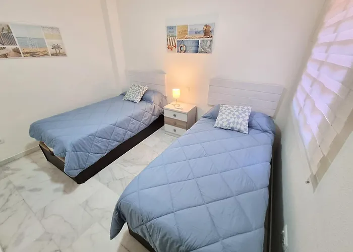 Golf & Resort Apartment In La Reserva De Marbella