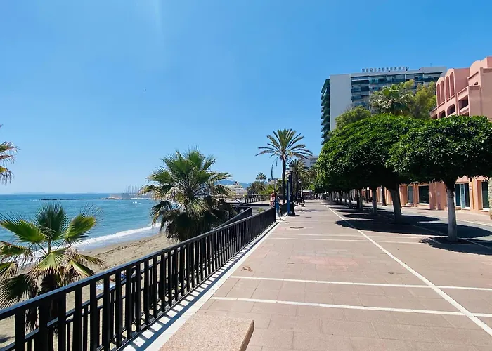 The First Line Of The Sea Apartment