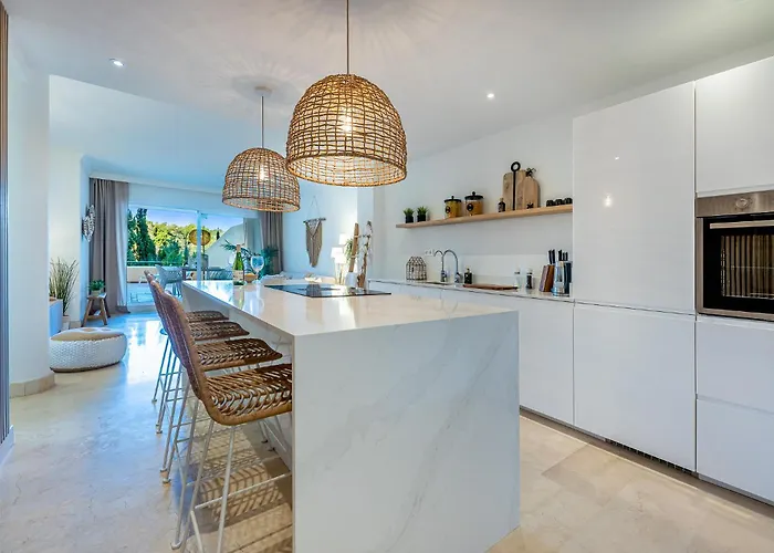 Casa Joy Elviria, Ibiza Style Apartment With 70 Sqm Terrace