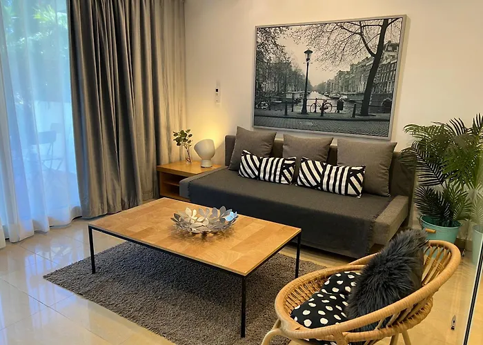 Puerto Banus Crystal Suite