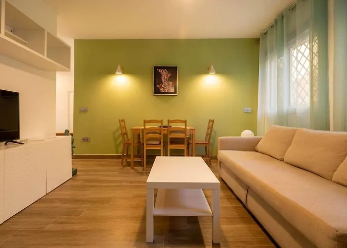 La Pimentera Central Apartments - Con Patio Privado