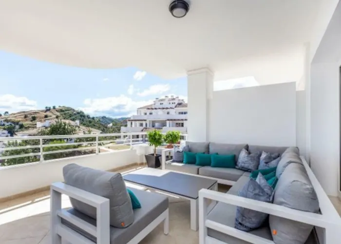 Vistas De Aloha Marbella